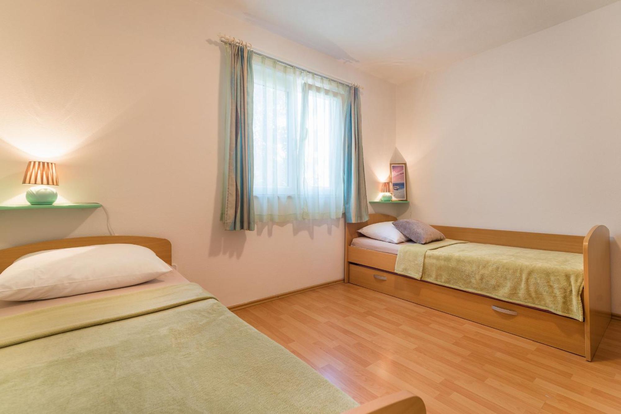 Apartments Ivanka Okrug Gornji Quarto foto