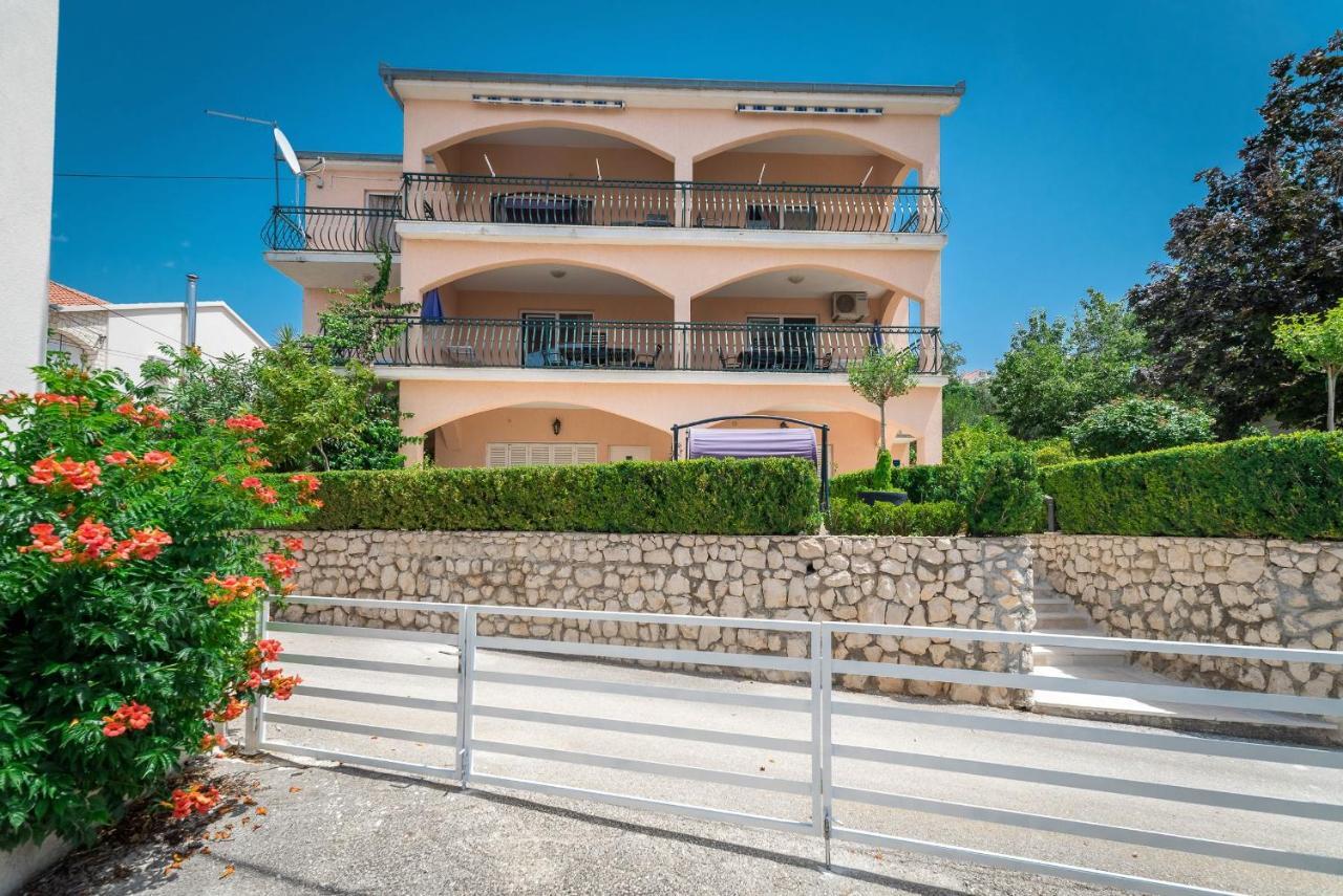 Apartments Ivanka Okrug Gornji Exterior foto