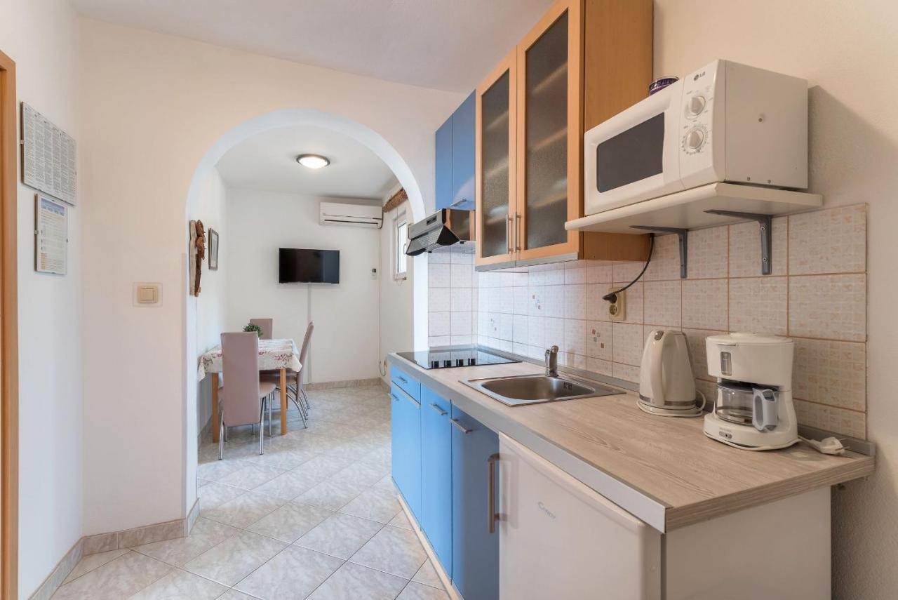 Apartments Ivanka Okrug Gornji Exterior foto
