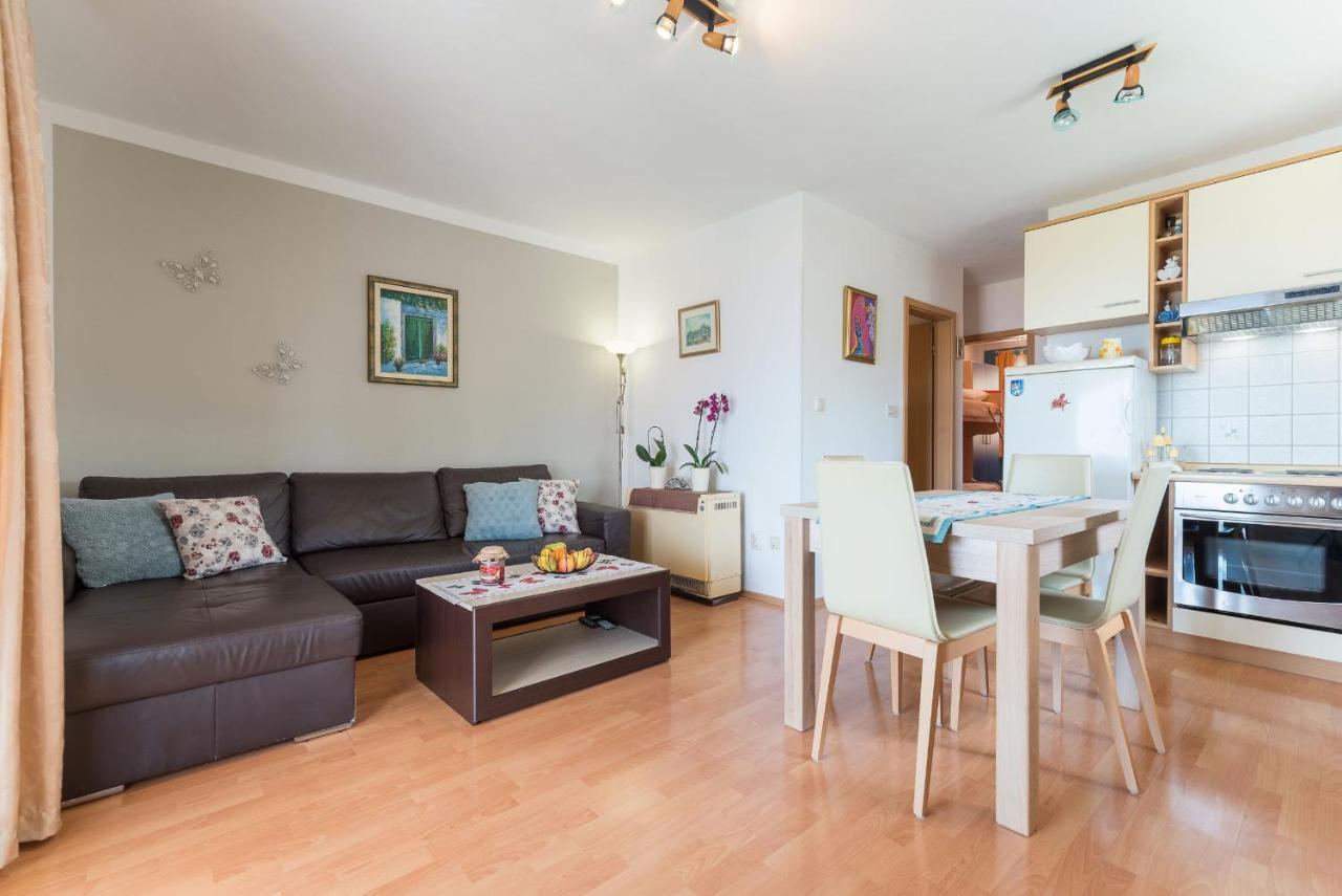 Apartments Ivanka Okrug Gornji Exterior foto