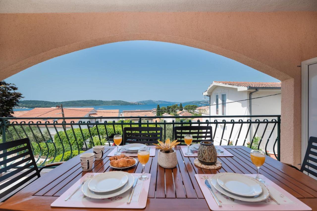 Apartments Ivanka Okrug Gornji Exterior foto