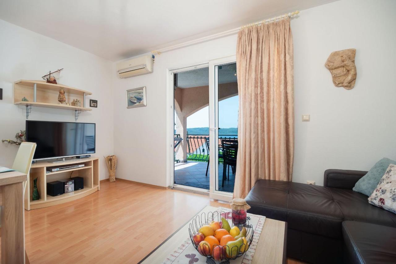 Apartments Ivanka Okrug Gornji Exterior foto